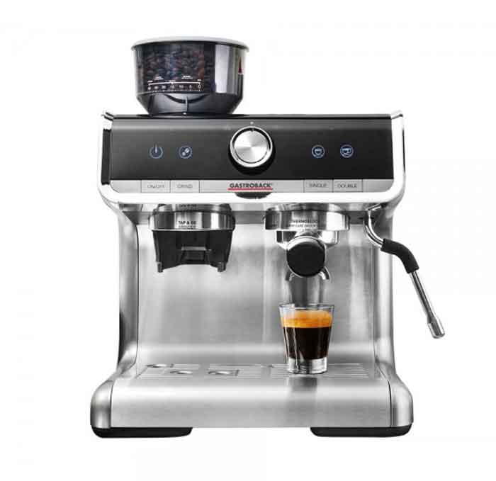 ☕ تاریخچه قهوه: از کوه‌های اتیوپی تا کافه‌های مدرن جهان